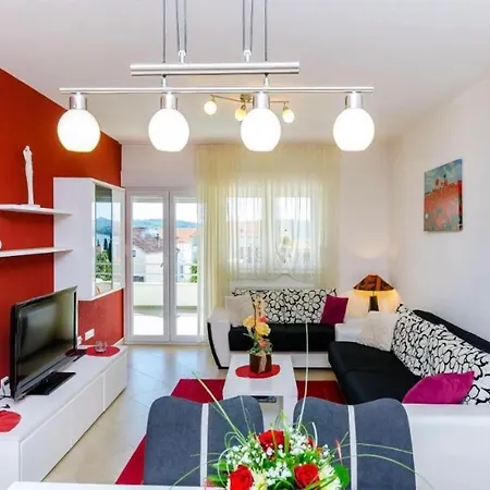 Palma 4 * トロギール